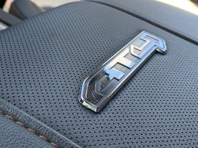 Used 2025 GMC Sierra 2500 AT4 w/ AT4 Premium Plus Package AWD/4WD image 15