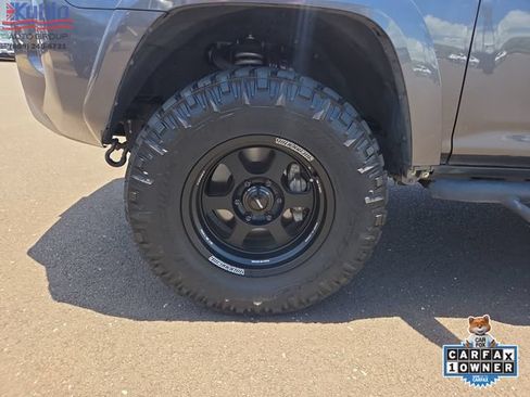 Used 2023 Toyota 4Runner TRD Off-Road Premium AWD/4WD image 26