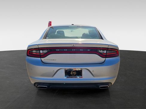 Used 2021 Dodge Charger SXT w/ Leather Interior Group image 5