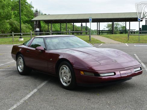 Used 1993 Chevrolet Corvette Coupe image 40