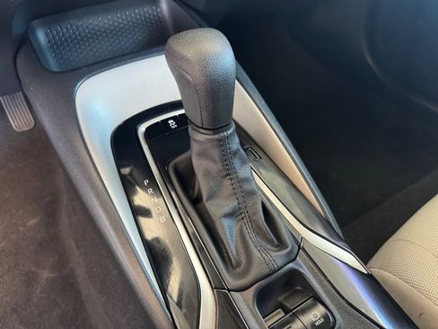 Used 2021 Toyota Corolla LE w/ Carpet Mat Package (TMS) image 10