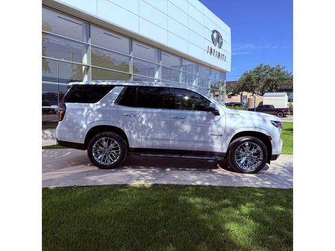 Used 2021 Chevrolet Tahoe High Country RWD image 5