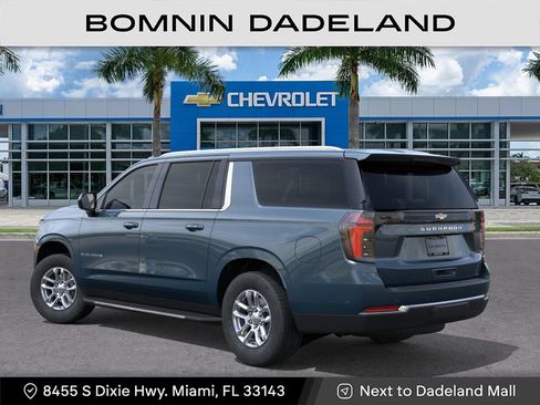 New 2026 Chevrolet Suburban LS RWD image 4