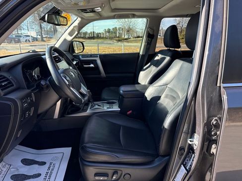 Used 2022 Toyota 4Runner Limited image 13