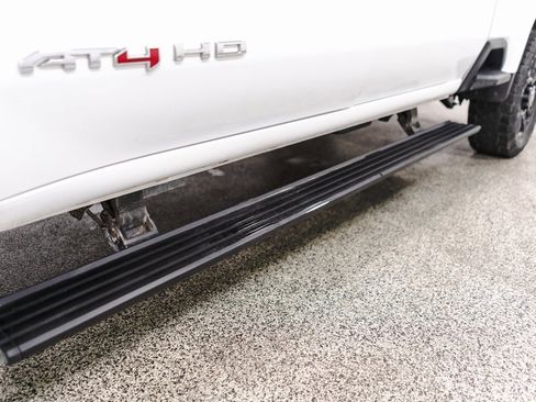 Used 2024 GMC Sierra 3500 AT4 w/ AT4 Premium Plus Package image 43