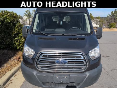 Used 2018 Ford Transit 350 XLT image 2