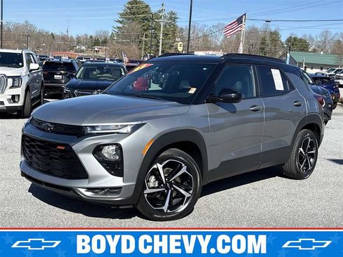 Used 2023 Chevrolet TrailBlazer RS FWD image 1