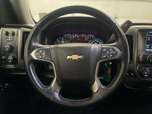 Used 2018 Chevrolet Silverado 1500 LT w/ All Star Edition AWD/4WD image 5