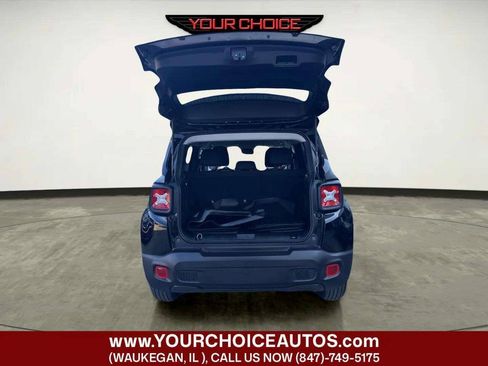 Used 2022 Jeep Renegade Latitude AWD/4WD image 28