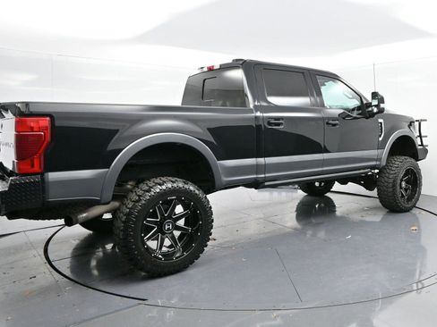 Used 2021 Ford F350 Lariat w/ Tremor Off-Road Package image 7