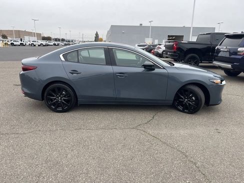 Used 2024 MAZDA MAZDA3 s image 4