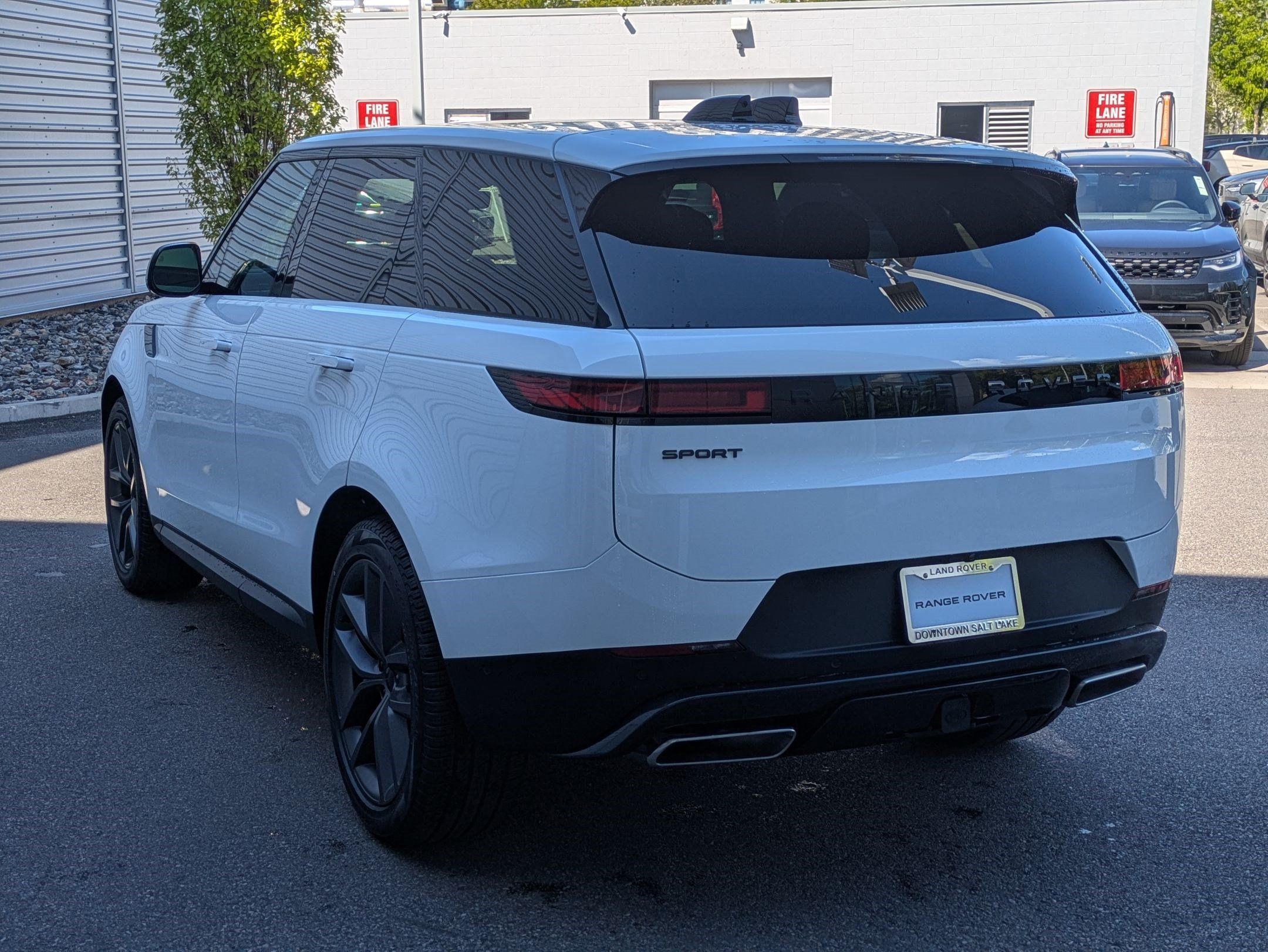 New 2026 Land Rover Range Rover Sport SE AWD/4WD image 7