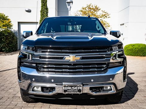 Used 2020 Chevrolet Silverado 1500 LTZ w/ LTZ Premium Package image 2