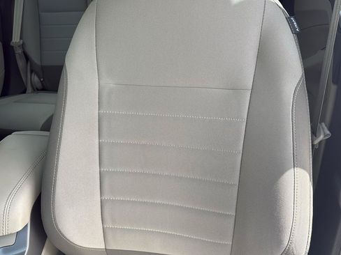 Used 2016 Ford C-MAX SE FWD image 30
