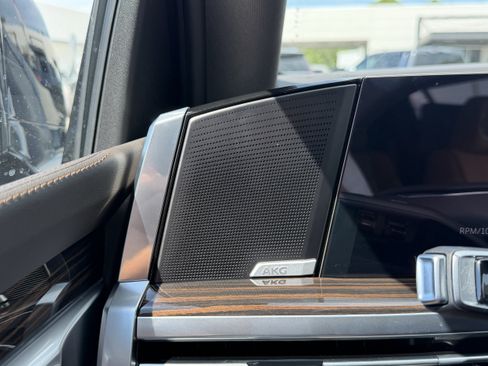 New 2026 Cadillac Escalade ESV Luxury w/ LPO, Floor Liner Package AWD/4WD image 23