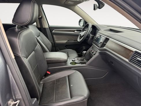 Used 2022 Volkswagen Atlas SE image 15