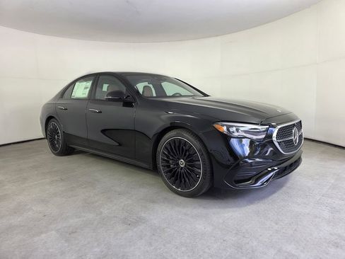 New 2026 Mercedes-Benz E 450 4MATIC Sedan image 1