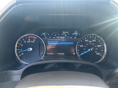 Used 2021 Ford F350 King Ranch w/ King Ranch Ultimate Package AWD/4WD image 23