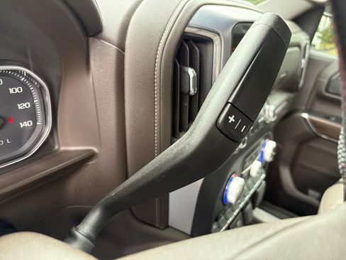 Used 2019 GMC Sierra 1500 SLT w/ SLT Premium Plus Package AWD/4WD image 30