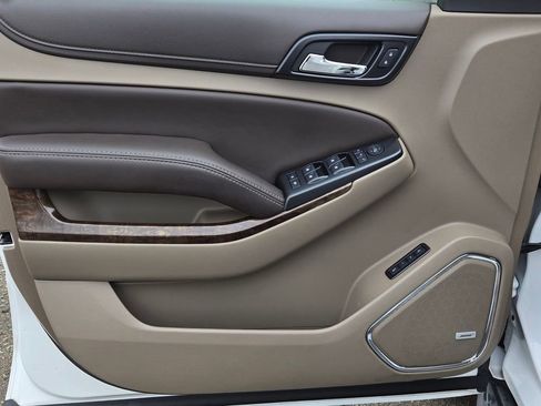 Used 2017 Chevrolet Tahoe LT image 10