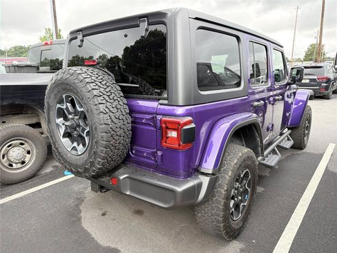 Used 2023 Jeep Wrangler Unlimited Rubicon 4xe w/ Cold Weather Group AWD/4WD image 4