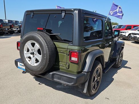 Used 2021 Jeep Wrangler Sport AWD/4WD image 7