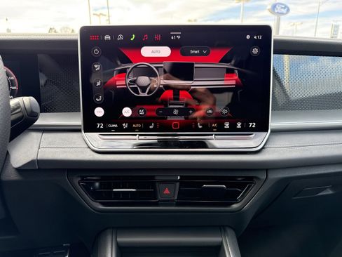 New 2026 Volkswagen Tiguan SE R-Line image 16