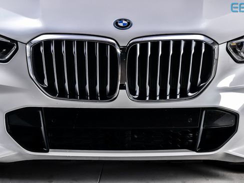 Used 2023 BMW X5 xDrive45e w/ Executive Package image 10