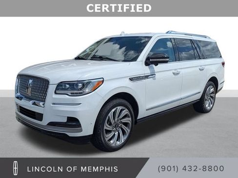 Certified 2023 Lincoln Navigator L Reserve AWD/4WD image 1