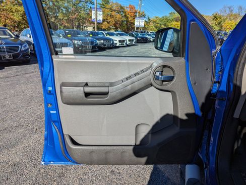 Used 2012 Nissan Xterra S w/ Value Package image 11