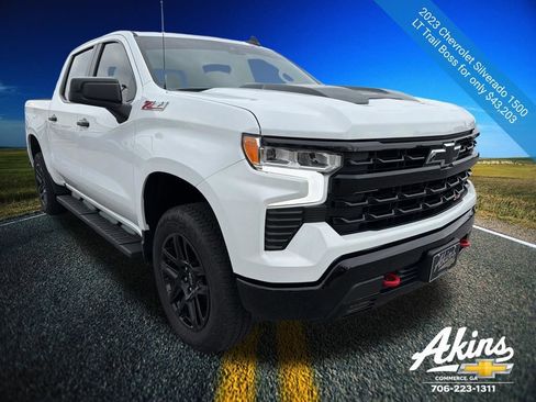 Used 2023 Chevrolet Silverado 1500 LT Trail Boss w/ Protection Package image 3