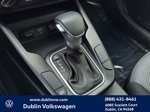 Used 2023 Kia Soul LX w/ Option Group 015 image 18