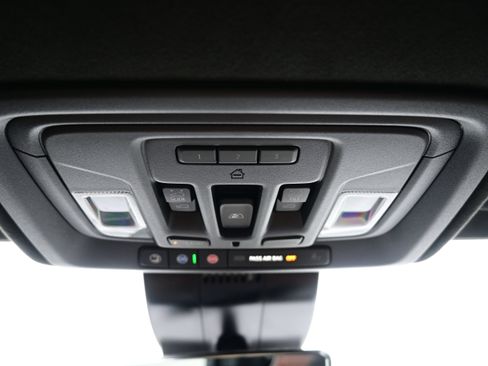 Used 2025 GMC Sierra 2500 Denali Ultimate image 36