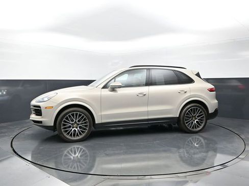 Used 2022 Porsche Cayenne Platinum Edition AWD/4WD image 3