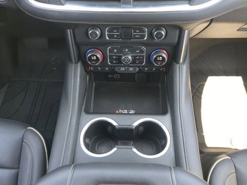 Used 2024 Chevrolet Tahoe Premier w/ Advanced Technology Package AWD/4WD image 22