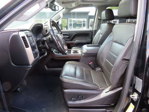 Used 2019 GMC Sierra 3500 Denali w/ Duramax Plus Package image 29