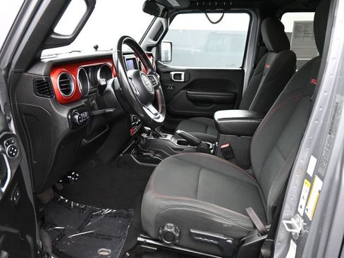 Used 2020 Jeep Gladiator Rubicon AWD/4WD image 16