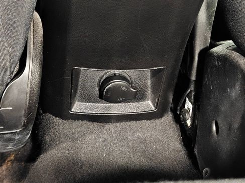 Used 2015 Chevrolet Cruze LT image 29