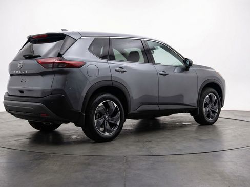 Used 2025 Nissan Rogue SV FWD image 9