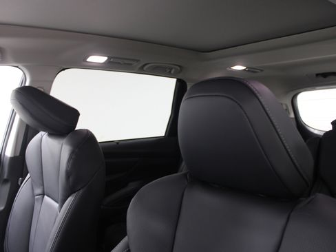 New 2026 Subaru Ascent Limited image 5