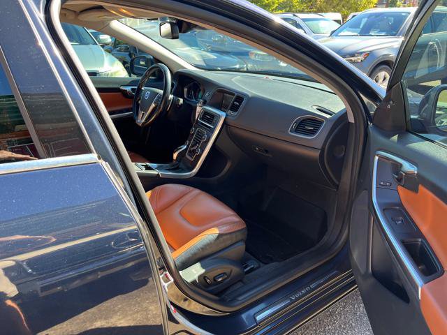 Used 2014 Volvo S60 T5 FWD image 16