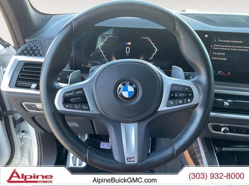 Used 2023 BMW X7 xDrive40i w/ M Sport Package AWD/4WD image 12