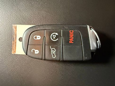 Certified 2021 Jeep Grand Cherokee Freedom Edition image 23