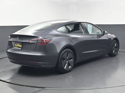 Used 2023 Tesla Model 3 Standard Range RWD image 5