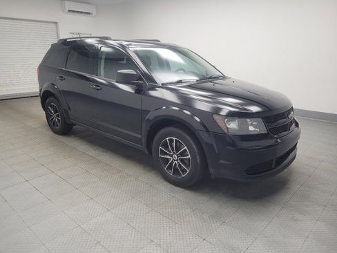 Used 2018 Dodge Journey SE w/ Connectivity Group FWD image 11