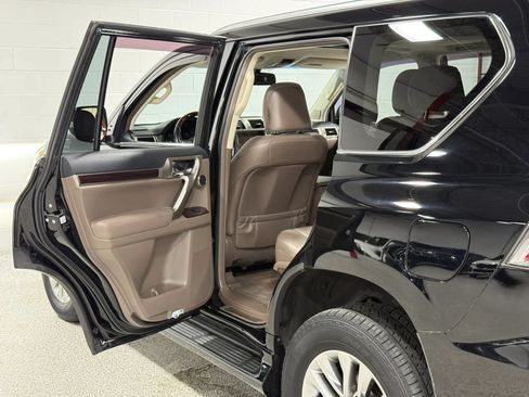 Used 2014 Lexus GX 460 Luxury w/ Driver Support Package AWD/4WD image 54