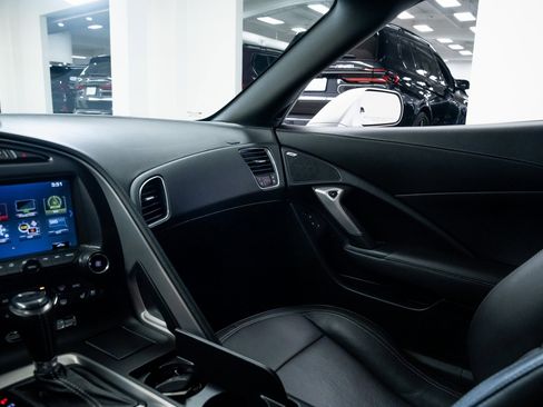 Used 2017 Chevrolet Corvette Grand Sport w/ Z07 Performance Package image 10