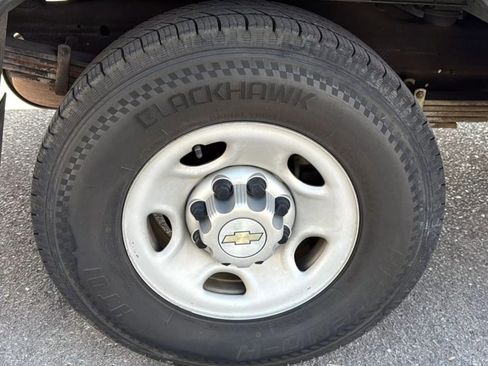 Used 2012 Chevrolet Express 3500 w/ School Bus Package image 26