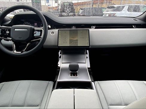 New 2026 Land Rover Range Rover Evoque S image 7