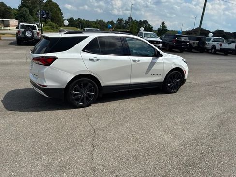 Used 2022 Chevrolet Equinox RS w/ RS Leather Package AWD/4WD image 47